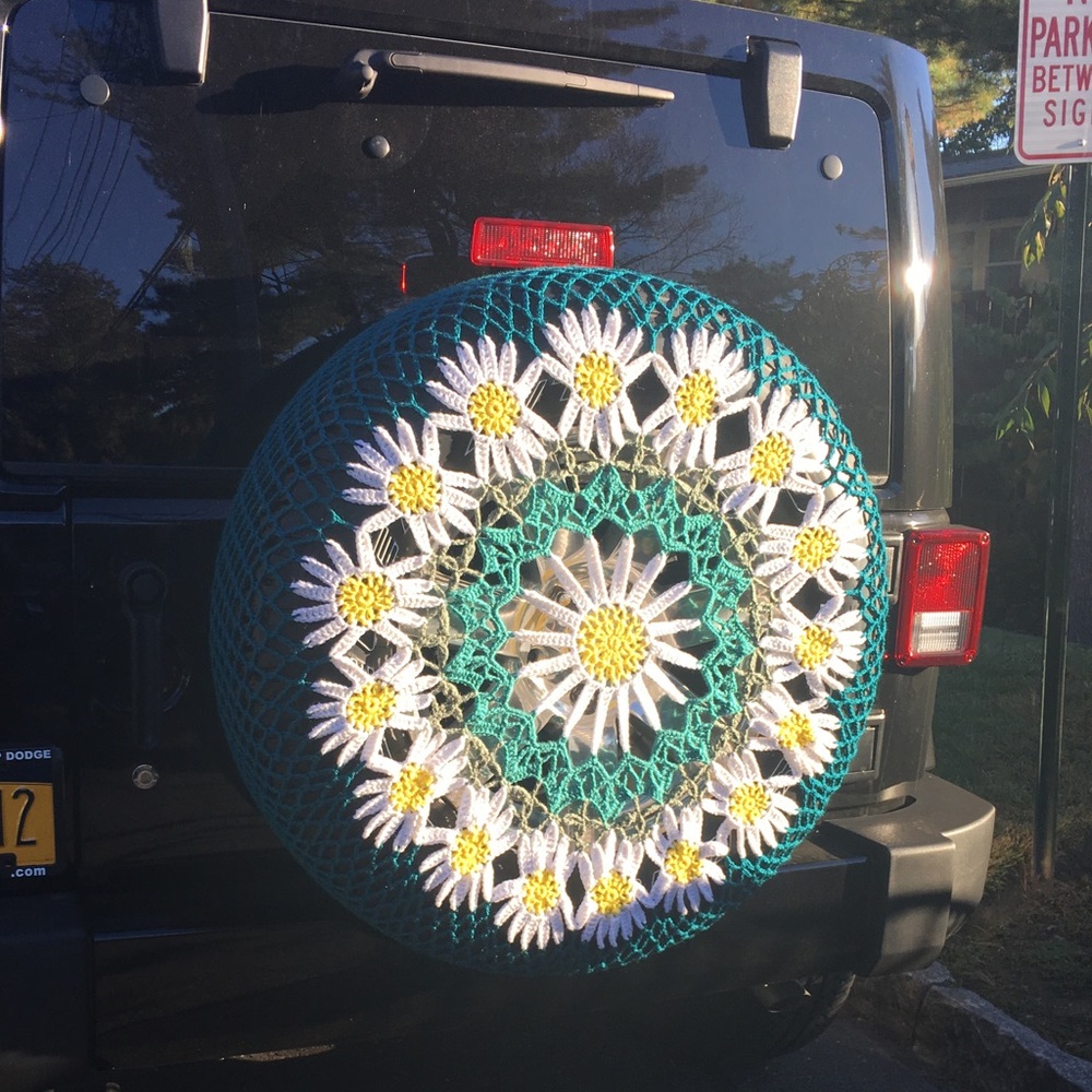 Daisy Crochet Spare Tire Cover